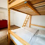 Albergue Charles Bridge &