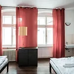 Albergue Charles Bridge & Praga