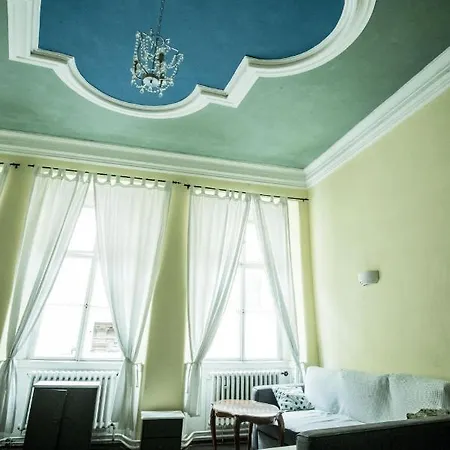 Auberge de jeunesse Charles Bridge & *