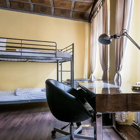 Charles Bridge & Auberge de jeunesse