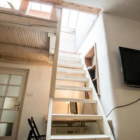 Charles Bridge & Auberge de jeunesse Prague